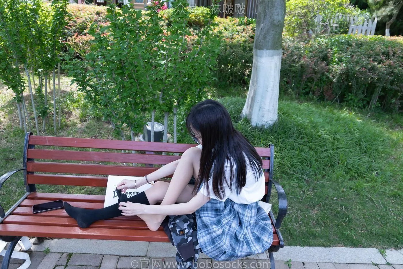 [BoBoSocks袜啵啵]NO.007 稚予-JK制服、皮鞋、黑色中筒棉袜、肉丝 [143P]插图2